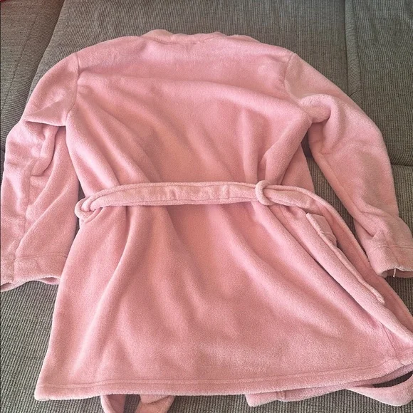 PINK Victoria's secret robe - Picture 8 of 10